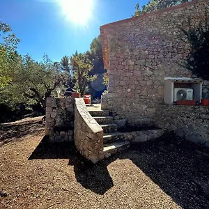 https://la-bergerie-83830.fr-provencehotel.com